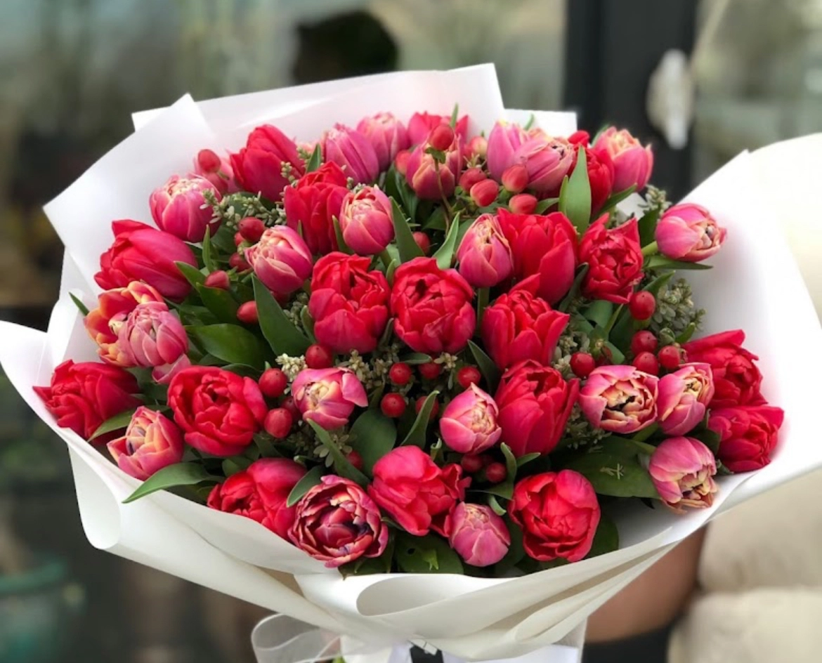 Kırmızı Lale Buketi