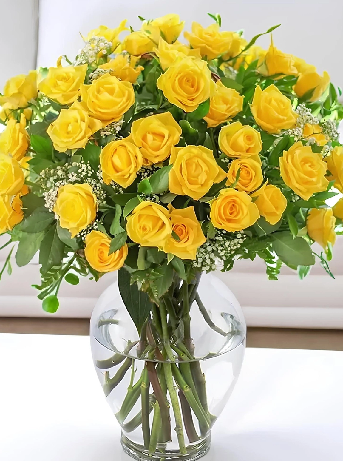 Vazoda 40 Tane Sarı Gül